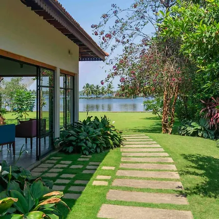 Stayvista'S Cheppanam House - 3Bhk With Infinity Pool & Pet Friendly-2